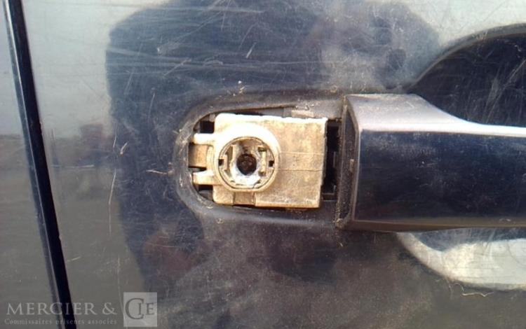 MITSUBISHI L200 PICK-UP 2.5 TD DOUBLE CABINE 4 WD 136CV BLEU CE-587-ED