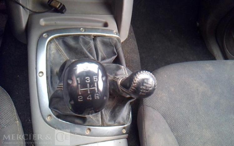 MITSUBISHI L200 PICK-UP 2.5 TD DOUBLE CABINE 4 WD 136CV BLEU CE-587-ED