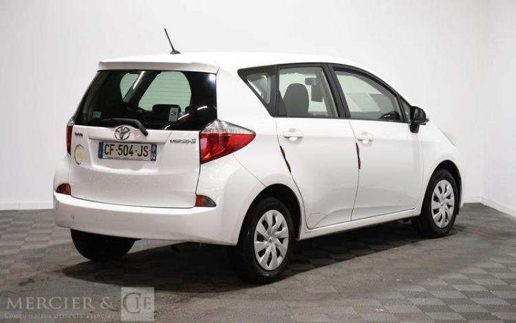 TOYOTA VERSO S 1,3 VVTI 100 DYNAMIC BLANC CF-504-JS