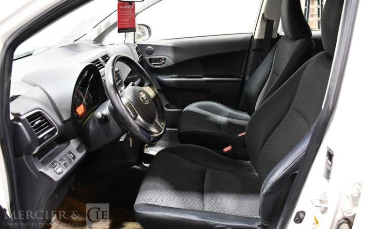 TOYOTA VERSO S 1,3 VVTI 100 DYNAMIC BLANC CF-504-JS