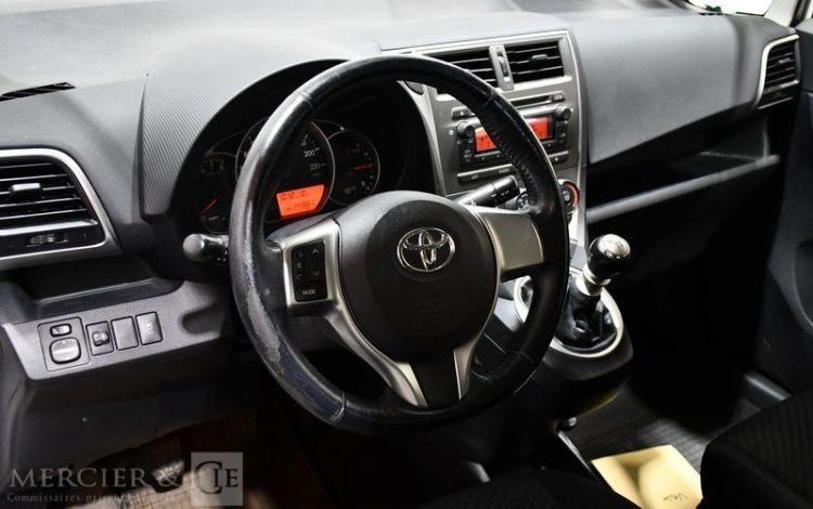 TOYOTA VERSO S 1,3 VVTI 100 DYNAMIC BLANC CF-504-JS