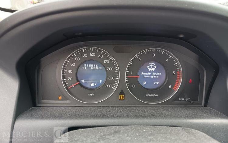 VOLVO XC60 2,4 D5 185 SUMMUM AWD GEARTRONIC BVA MARRON CL-432-KW