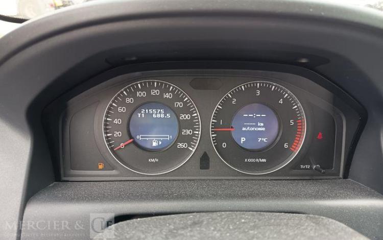 VOLVO XC60 2,4 D5 185 SUMMUM AWD GEARTRONIC BVA MARRON CL-432-KW