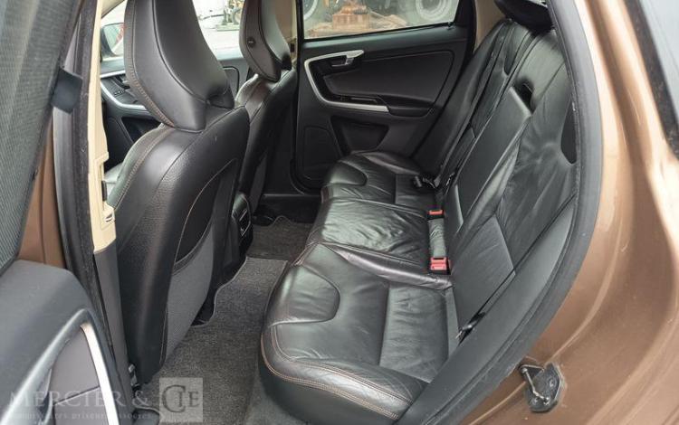 VOLVO XC60 2,4 D5 185 SUMMUM AWD GEARTRONIC BVA MARRON CL-432-KW