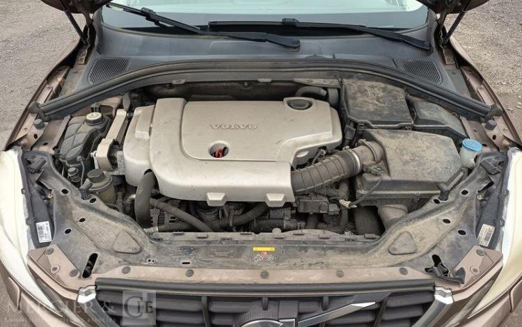 VOLVO XC60 2,4 D5 185 SUMMUM AWD GEARTRONIC BVA MARRON CL-432-KW