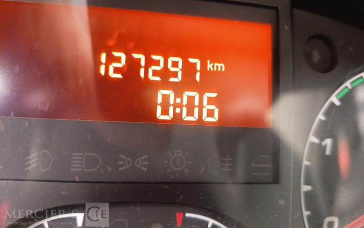 IVECO DAILY 35S11 AVEC NACELLE MULTITEL 160ALUDS 16M – DIESEL – 2337 H – ANNEE 2013 ROUGE CT-417-VS