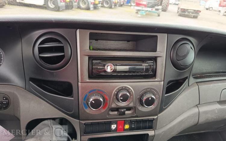 IVECO DAILY 35S11 AVEC NACELLE MULTITEL 160ALUDS 16M – DIESEL – 2337 H – ANNEE 2013 ROUGE CT-417-VS