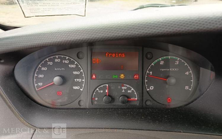 IVECO DAILY 35S11 AVEC NACELLE MULTITEL 160ALUDS 16M – DIESEL – 2337 H – ANNEE 2013 ROUGE CT-417-VS