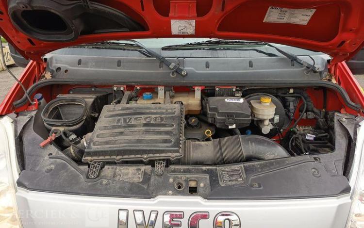 IVECO DAILY 35S11 AVEC NACELLE MULTITEL 160ALUDS 16M – DIESEL – 2337 H – ANNEE 2013 ROUGE CT-417-VS