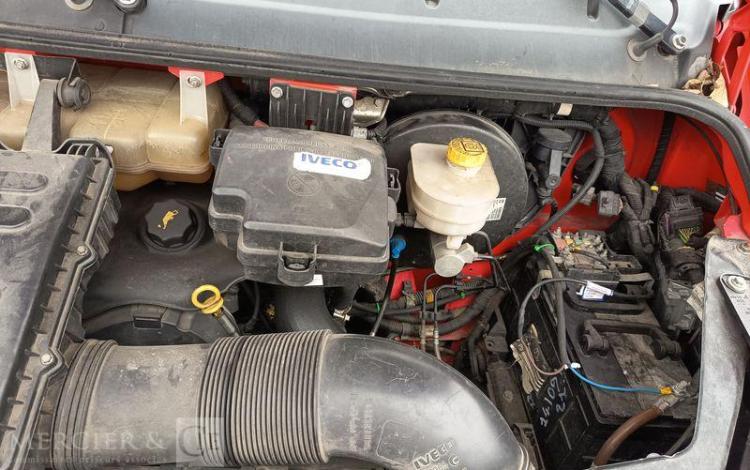 IVECO DAILY 35S11 AVEC NACELLE MULTITEL 160ALUDS 16M – DIESEL – 2337 H – ANNEE 2013 ROUGE CT-417-VS