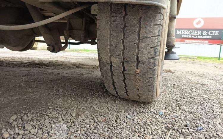 IVECO DAILY 35S11 AVEC NACELLE MULTITEL 160ALUDS 16M – DIESEL – 2337 H – ANNEE 2013 ROUGE CT-417-VS