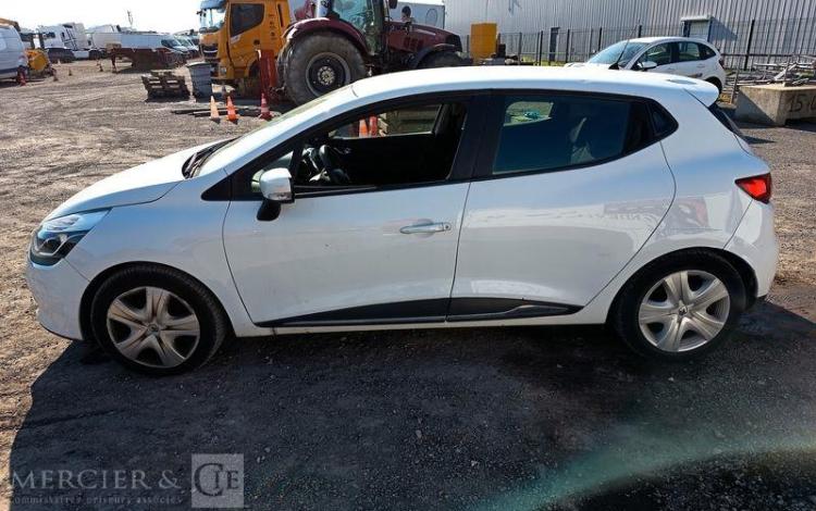 RENAULT CLIO IV 5 Portes 0.9 TCe 12V Energy eco2 S&S 90 cv – EQUIPEE GAZ – ANNEE 2013 BLANC DB-861-MH