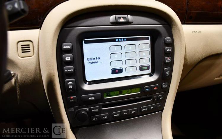 JAGUAR X-TYPE 2.2 D150 150 EXECUTIVE GRIS DC-392-NE