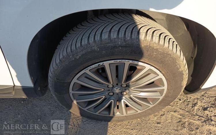 PEUGEOT 2008 1,4 HDI 16V 68CV ACTIVE – DIESEL – 249356 KMS – ANNEE 2014 BLANC DC-917-RT