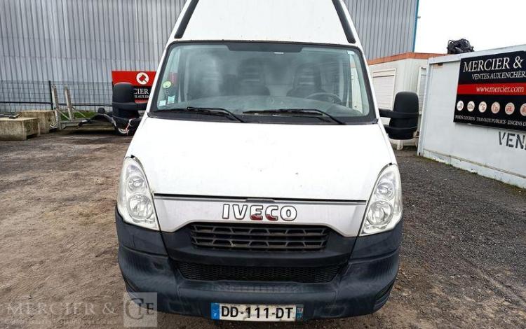 IVECO 35C15 V12  DD-111-DT