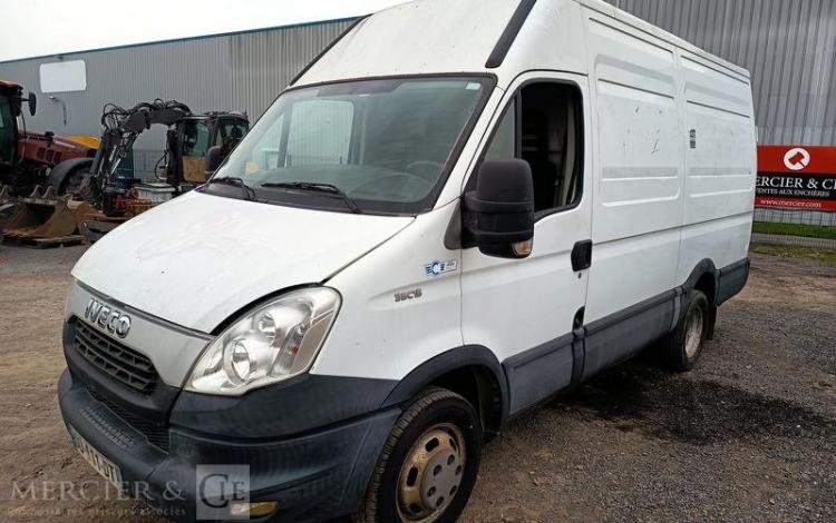 IVECO 35C15 V12  DD-111-DT
