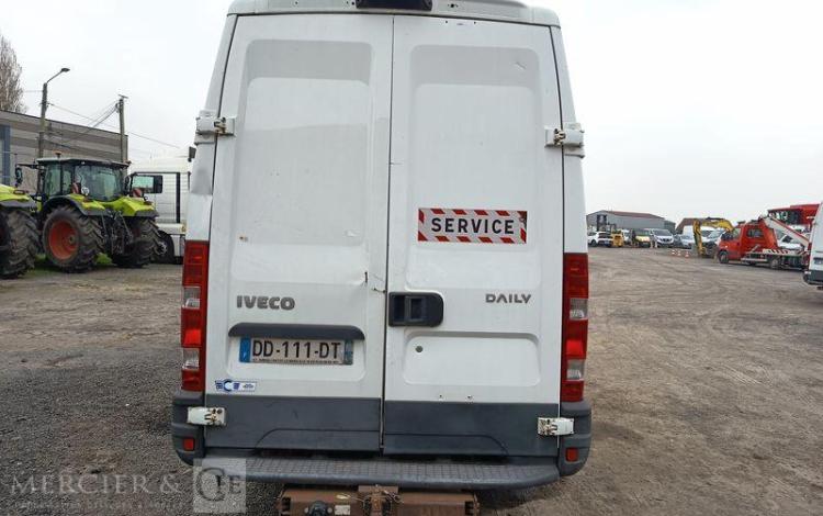 IVECO 35C15 V12  DD-111-DT