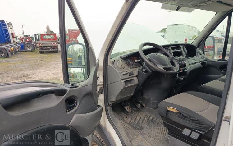 IVECO 35C15 V12  DD-111-DT