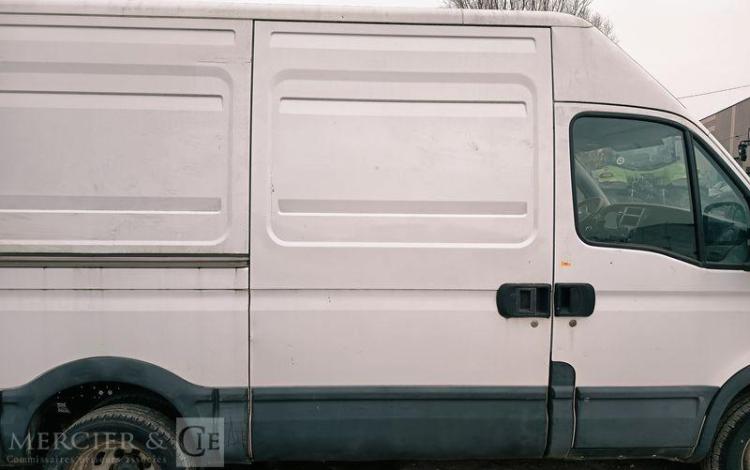 IVECO 35C15 V12  DD-111-DT