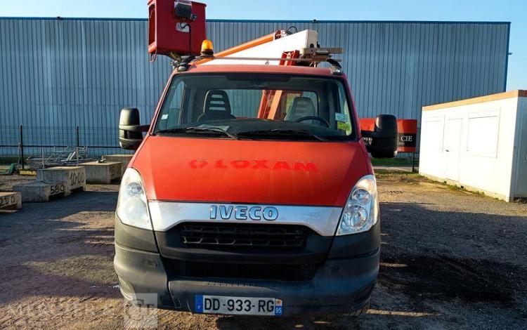 MULTITEL DAILY 35S11 AVEC NACELLE MULTITEL 160ALUDS 16M – DIESEL – ANNEE 2014 ROUGE DD-933-RG