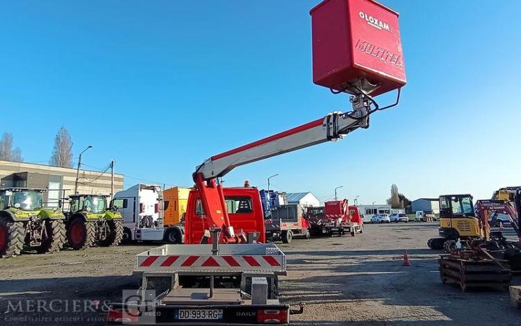 MULTITEL DAILY 35S11 AVEC NACELLE MULTITEL 160ALUDS 16M – DIESEL – ANNEE 2014 ROUGE DD-933-RG