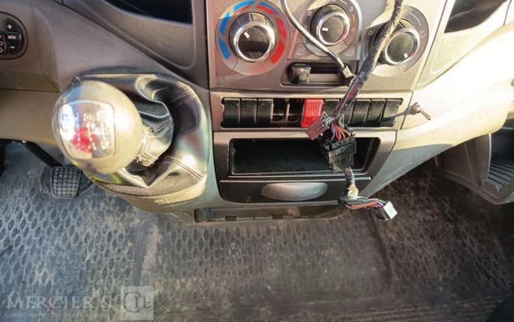 MULTITEL DAILY 35S11 AVEC NACELLE MULTITEL 160ALUDS 16M – DIESEL – ANNEE 2014 ROUGE DD-933-RG