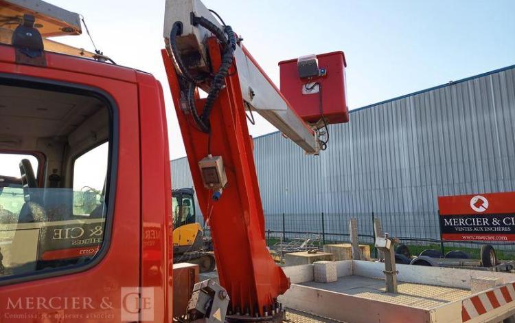 MULTITEL DAILY 35S11 AVEC NACELLE MULTITEL 160ALUDS 16M – DIESEL – ANNEE 2014 ROUGE DD-933-RG