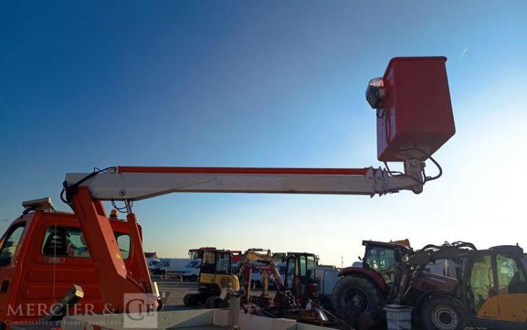 MULTITEL DAILY 35S11 AVEC NACELLE MULTITEL 160ALUDS 16M – DIESEL – ANNEE 2014 ROUGE DD-933-RG