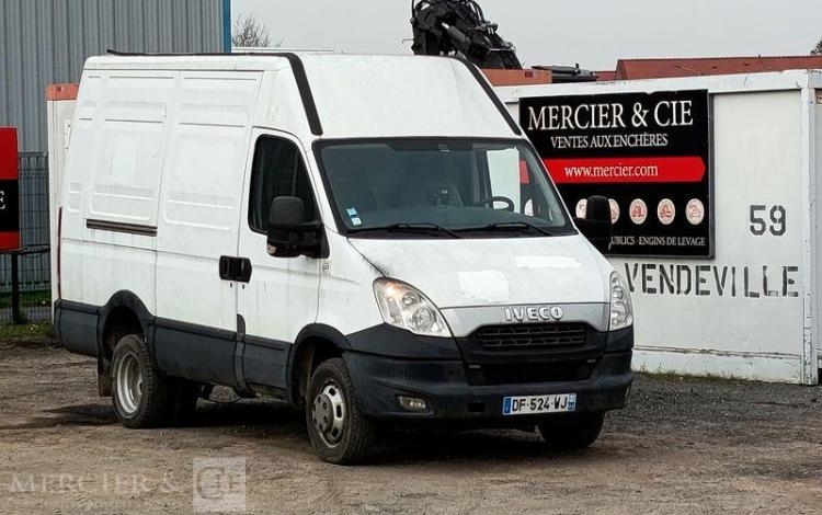 IVECO 35C17 H2  DF-524-WJ