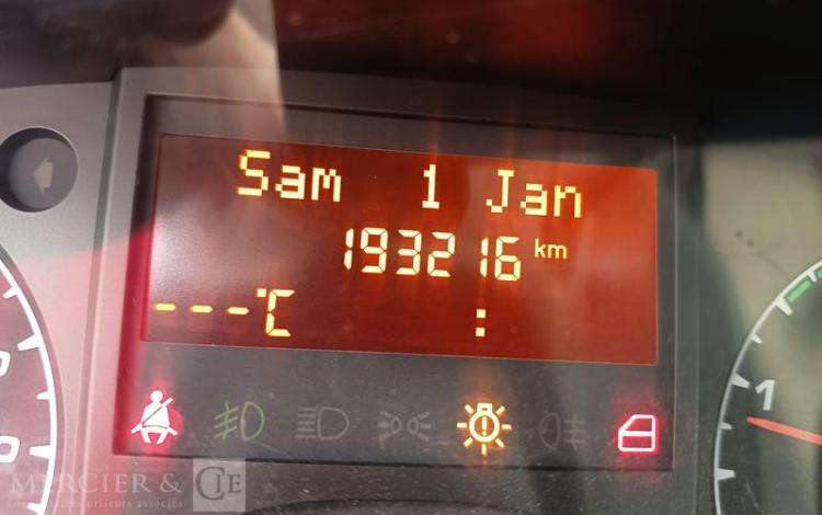 IVECO 35C17 H2  DF-524-WJ