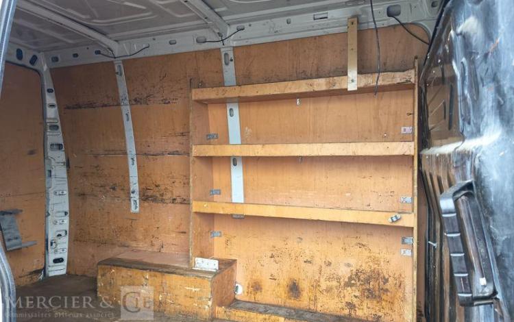 IVECO 35C17 H2  DF-524-WJ