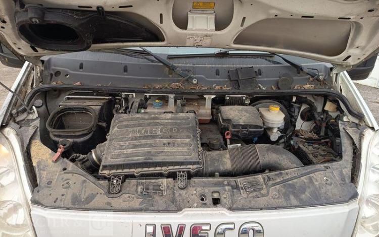 IVECO 35C17 H2  DF-524-WJ