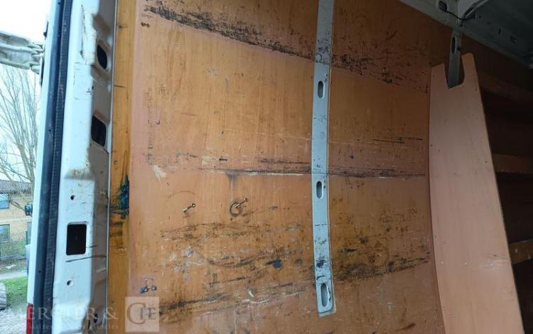 IVECO 35C17 H2  DF-524-WJ