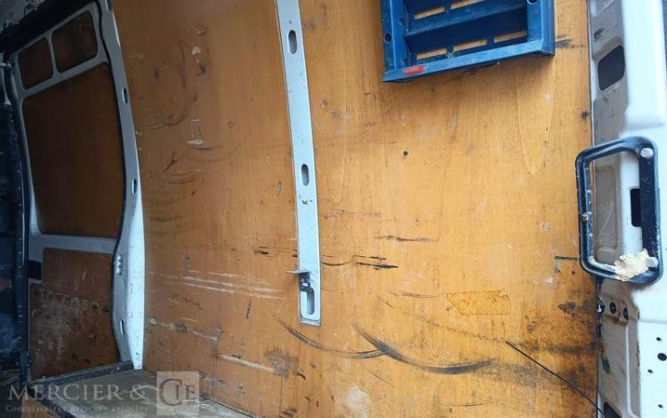 IVECO 35C17 H2  DF-524-WJ