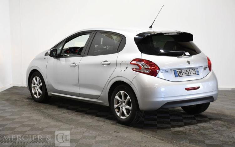 PEUGEOT 208 1.6 E-HDI 90CH STYLE GRIS DH-451-ZS
