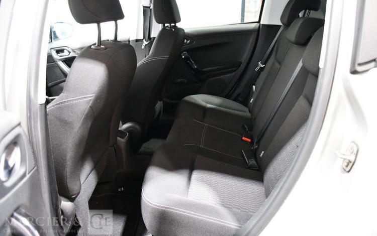 PEUGEOT 208 1.6 E-HDI 90CH STYLE GRIS DH-451-ZS