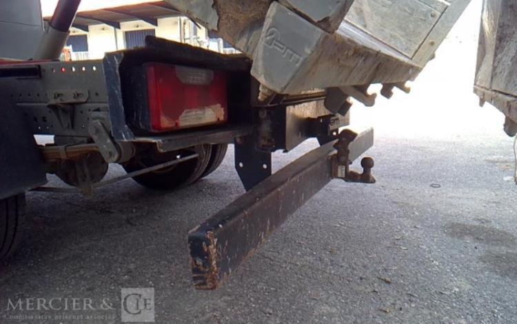 IVECO 35C13 BENNE SIMPLE CABINE COFFRE ROUGE DH-452-PK