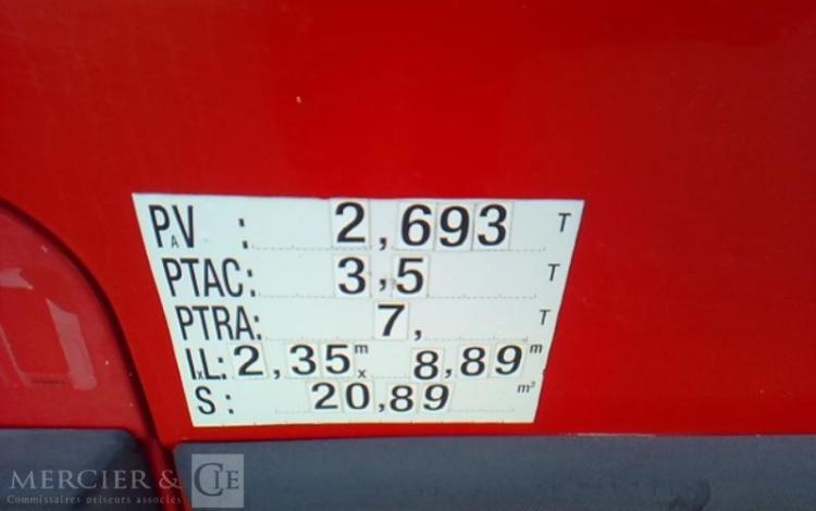 IVECO 35C13 BENNE SIMPLE CABINE COFFRE ROUGE DH-452-PK