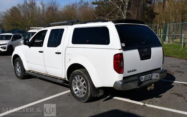 NISSAN NAVARA DOUBLE CAB 3.0 DCI 230 4WD BVA BLANC DH-481-LA