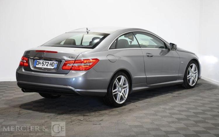 MERCEDES CLASSE E COUPE 2.2 220 CDI 170 AVANTGARDE PACK AMG 7G-TRONIC BVA GRIS DH-572-HD