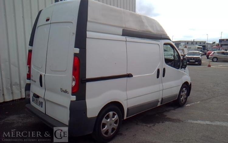 RENAULT TRAFIC L1H2 1,6 DCI90 EXTRA R BLANC DH-701-DV