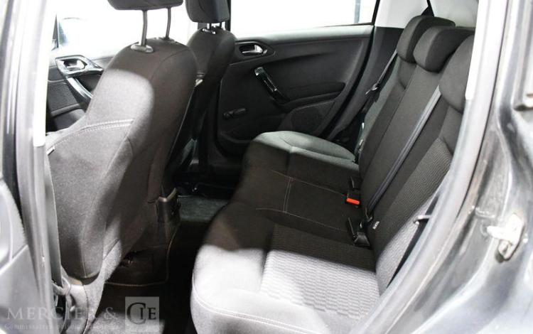 PEUGEOT 208 1.2 PURETECH 80CH STYLE GRIS DP-972-AQ