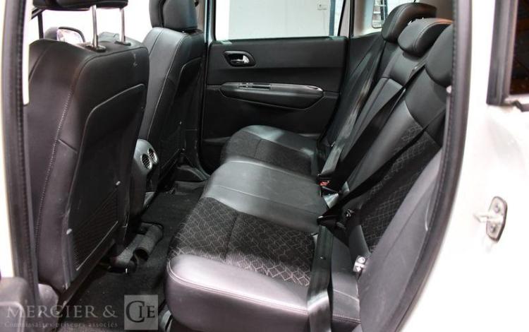 PEUGEOT 3008 1.6 BLUEHDI 120 ALLURE BLANC DR-119-VQ