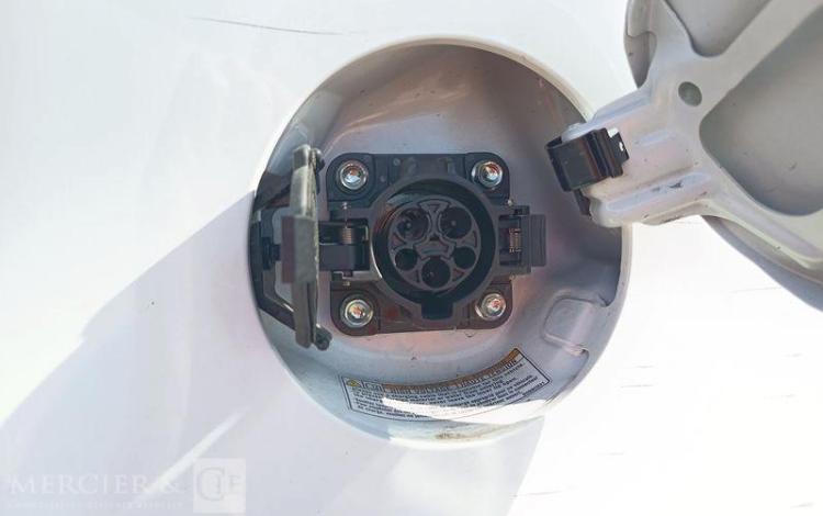 PEUGEOT ION ACTIVE  DT-079-SH