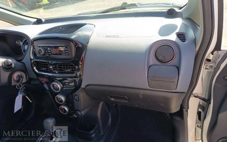 PEUGEOT ION ACTIVE  DT-079-SH