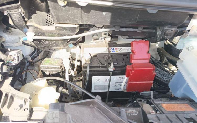 PEUGEOT ION ACTIVE  DT-079-SH