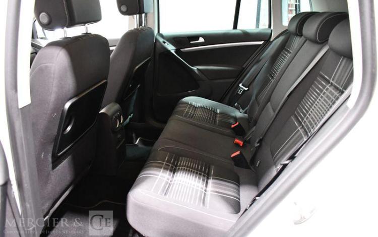 VOLKSWAGEN TIGUAN 2,0 TDI 150 BLUEMOTION LOUNGE BLANC DX-449-BH