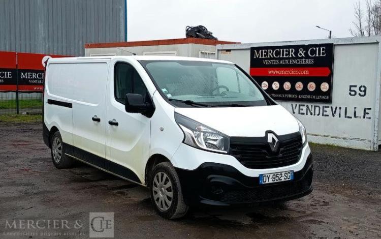 RENAULT TRAFIC  DY-952-SG