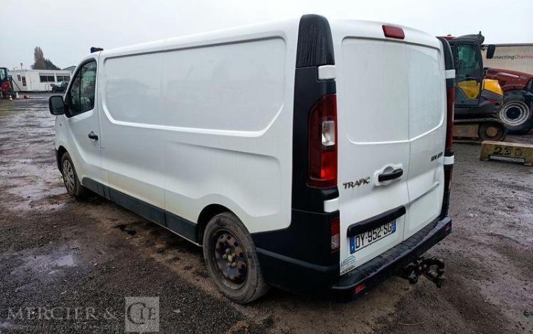 RENAULT TRAFIC  DY-952-SG