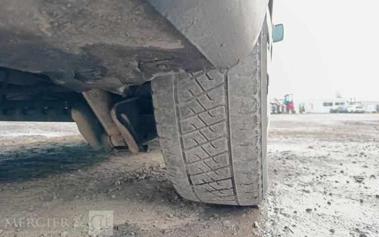 RENAULT TRAFIC  DY-952-SG